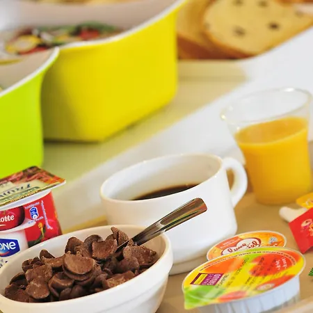 Ibis Budget Centre Gare Hotel 2*